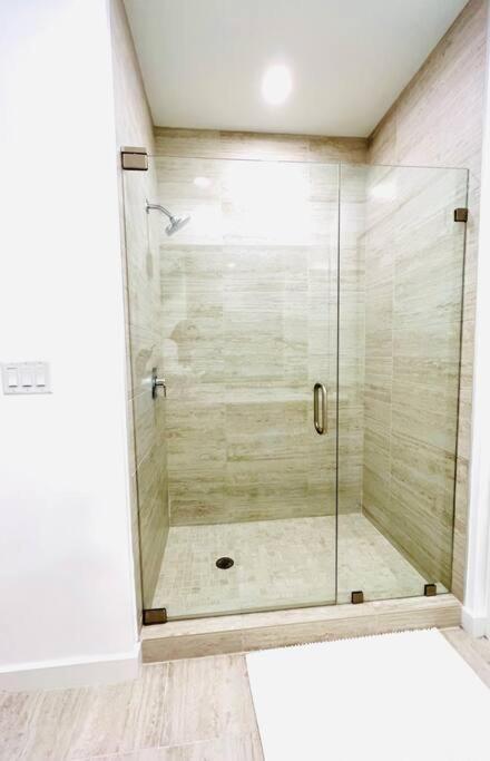 Sleek 2Bd 2Ba Condo In Miami Design District Εξωτερικό φωτογραφία